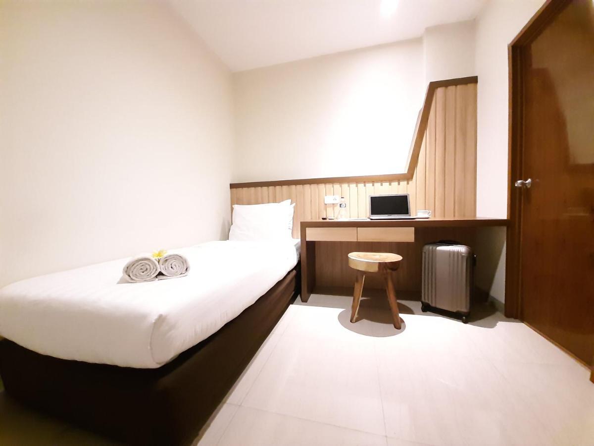 Hotel Pantes Kota Lama Semarang Exteriér fotografie
